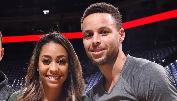 La star NBA des Golden State Warriors, Stephen Curry, aux côtés de sa sœur, Sydel, mariée à Damion Lee