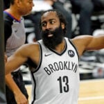 NBA 2K22 – La réaction virale de James Harden à sa note !