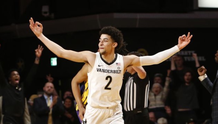 Scotty Jr., le fils de la légende NBA des Chicago Bulls Scottie Pippen, a effectué son retour à la compétition en NCAA, et a encore cartonné pour conduire son équipe de Vanderbilt à la victoire face à Cincinnati