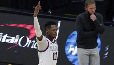 NCAA/NBA – Le Français Joel Ayayi sort le meilleur match de sa carrière lors du Final Four !