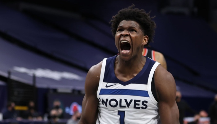 Le rookie NBA des Minnesota Timberwolves, Anthony Edwards, s'est agacé de la défense de son équipe suite à la défaite concédée face aux Pacers, et l'a fait savoir à ses partenaires