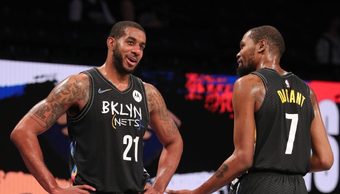 La star NBA des Brooklyn Nets, Kevin Durant, a réagi au départ en retraite de son coéquipier, LaMarcus Aldridge, avec une anecdote touchant sur leur relation