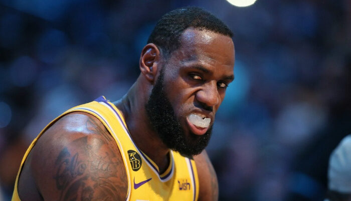 NBA LeBron James n'est pas content