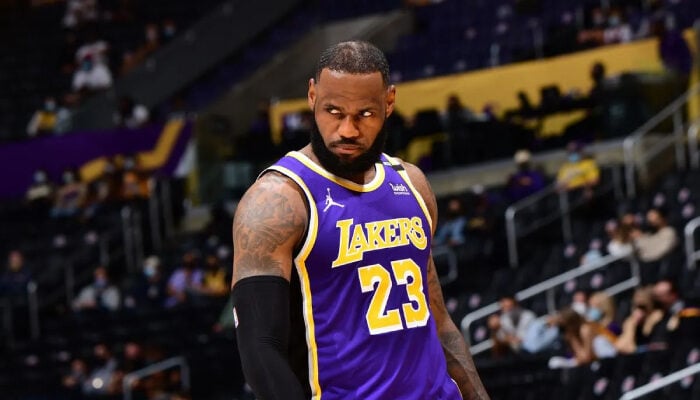 NBA LeBron lâche un message étrange