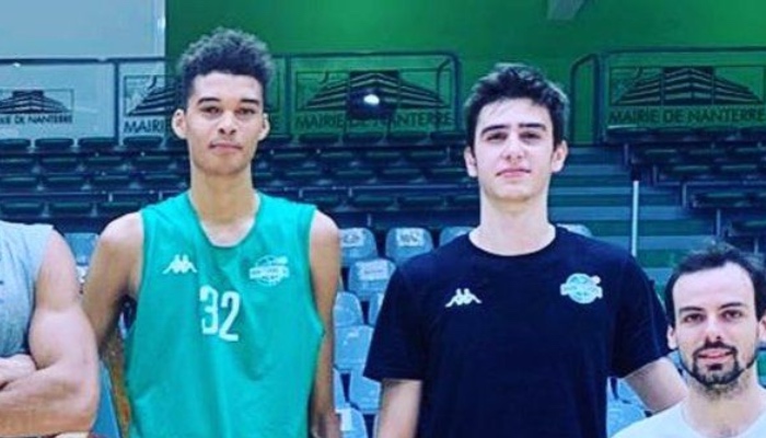 L'autre pépite française de Nanterre, Maxime Raynaud, ici accompagné de Victor Wembanyama, s'apprête à poursuivre sa formation aux États-Unis !