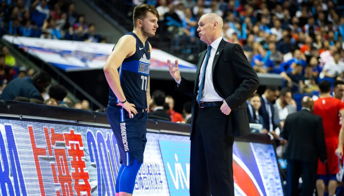 NBA Luka gueule sur Rick Carlisle