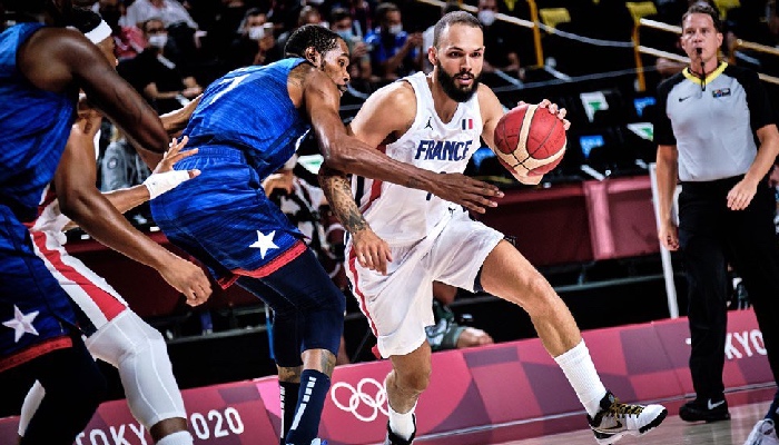 Evan Fournier a détruit Team USA avec 28 points !