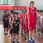 Divers – « Nouvelle Yao Ming » : la colosse chinoise Zhang Ziyu, 2.26m à 14 ans, choque internet !