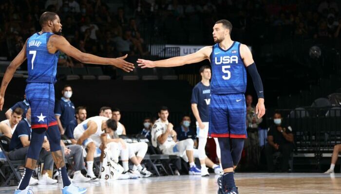 Kevin Durant et Zach LaVine de Team USA