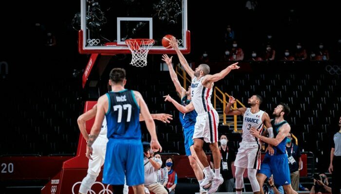 Nicolas Batum contre mythique pour la gagne