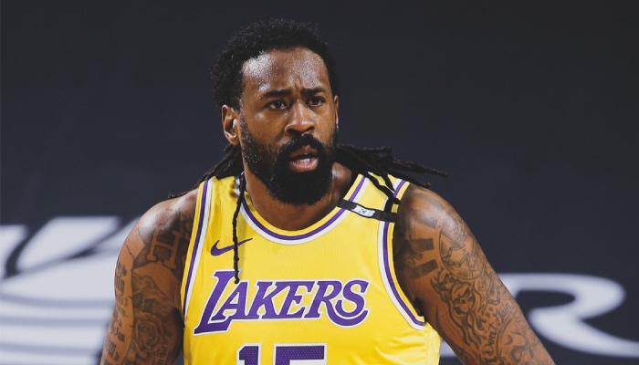 Le nouvel intérieur NBA des Los Angeles Lakers, DeAndre Jordan, sous les couleurs de sa nouvelle franchise