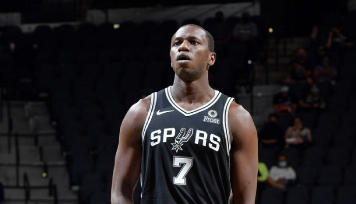 NBA Gorgui Dieng aux Spurs