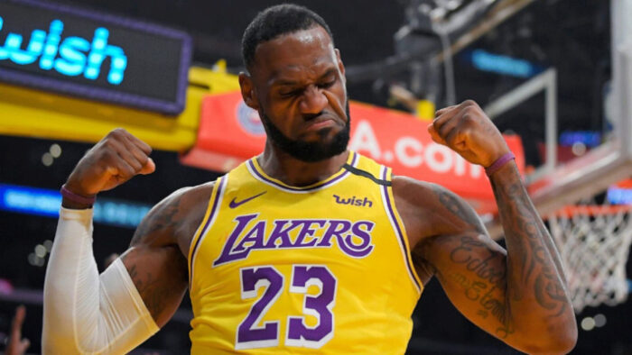 NBA LeBron transformé physiquement ?