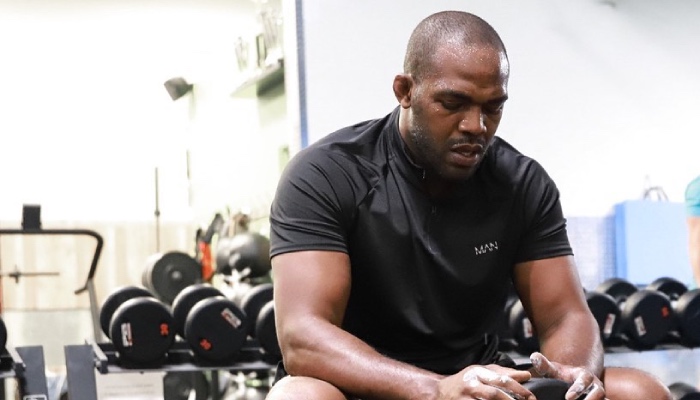 Le combattant et légende de l'UFC, Jon Jones, a livré un message cash après avoir fait l'objet de graves accusations