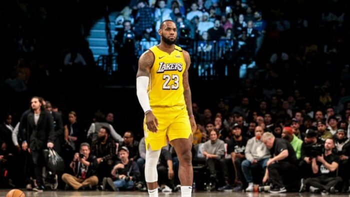 LeBron James sous le maillot des Lakers