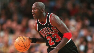 NBA – « Ferme-la petite p*te » : l’histoire derrière le trash-talking le plus vulgaire de Michael Jordan