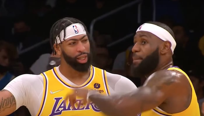 Les deux superstars NBA des Los Angeles Lakers, Anthony Davis et LeBron James, pourraient voir débarquer de nouveaux joueurs intéressants via le marché des buy-outs