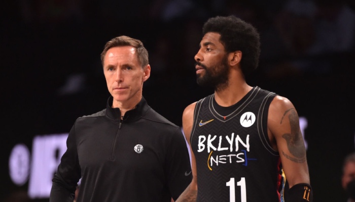 La superstar NBA des Brooklyn Nets, Kyrie Irving, a vu son coach, Steve Nash, livrer ses dernières indiscrétions quant à ses plans le concernant pour la saison à venir