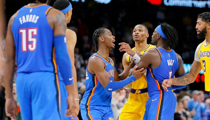 Russell Westbrook se justifie après sa grosse colère contre un joueur du Thunder ! NBA