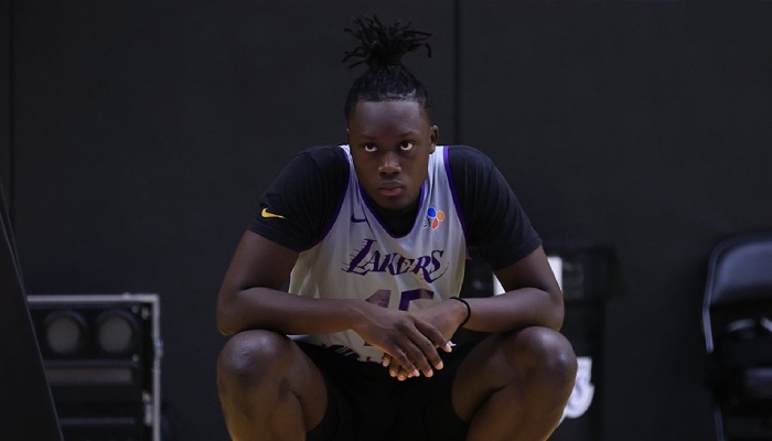 Le joueur français des Los Angeles Lakers, Sekou Doumbouya, n'a toujours pas disputé la moindre minute en NBA avec sa nouvelle franchise