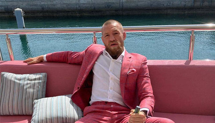 Le célèbre combattant UFC Conor McGregor, ici sur son yacht