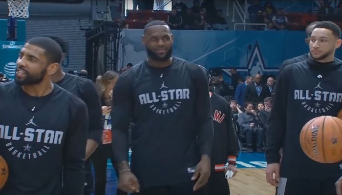 Les superstars NBA Kyrie Irving, LeBron James et Ben Simmons lors du All-Star Game 2019