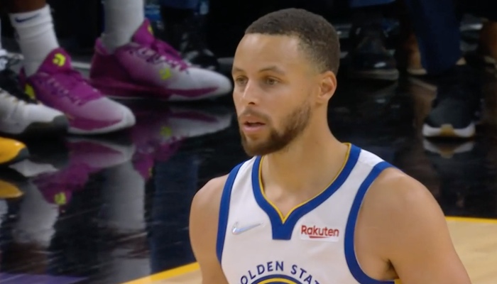 La superstar NBA des Golden State Warriors, Stephen Curry, réalise un début de saison moins aérien qu'on ne pourrait le croire