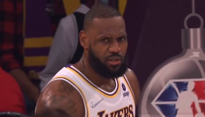 La superstar NBA des Los ANgeles Lakers, LeBron James, a relayé un cri du cœur concernant l'un de ses coéquipiers, snobé de la liste des 75 de la NBA