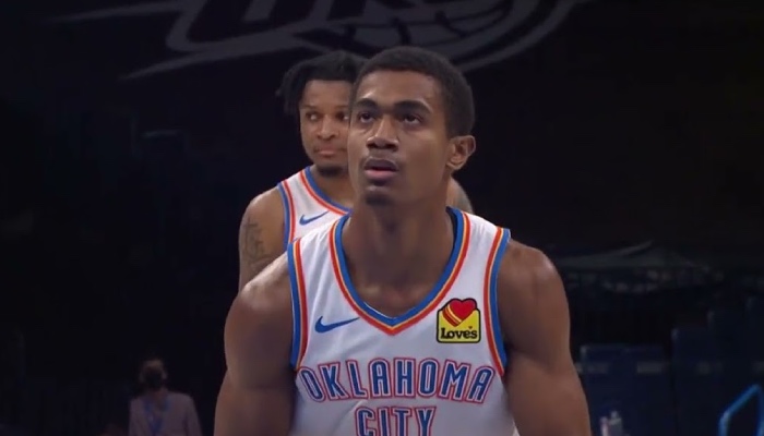 Le joueur NBA français du Thunder d'Oklahoma City, Théo Maledon, se refait une santé en G-League avec le Oklahoma City Blue