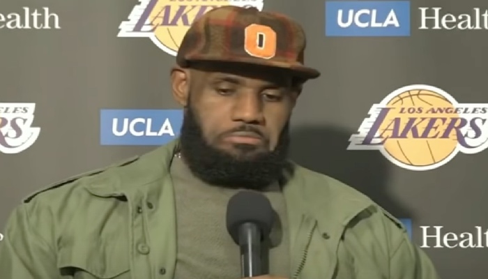 LeBron James dépité après la nouvelle défaite des Lakers