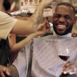 NBA – LeBron révèle la période de la saison… où il enquille les bouteilles d’alcool !