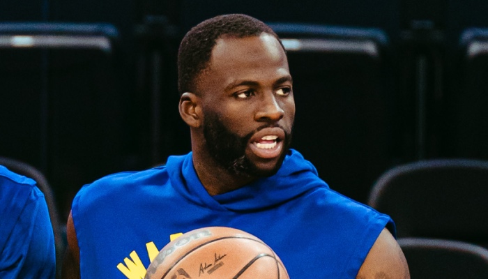 La star NBA des Golden State Warriors, Draymond Green, est apparu sur le parquet lors du Game 4 face aux Grizzlies avec une inscription bien spéciale sur ses sneakers