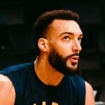 NBA – Rudy Gobert humilié par 3 joueurs, morts de rire en se foutant de lui !