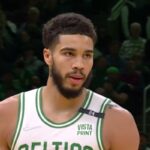 NBA – Les Celtics dévoilent un nouveau maillot, les fans le détruisent !