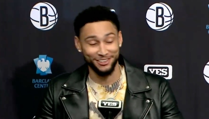 Ben Simmons tout sourire après la défaite des nets