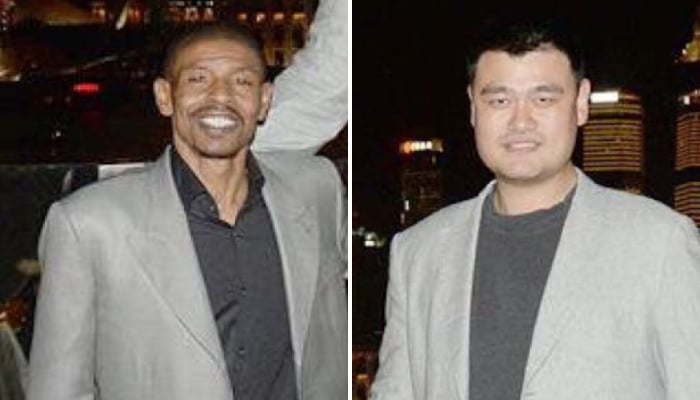 Yao Ming, avec le plus petit joueur de l'histoire de la NBA Muggsy Bogues