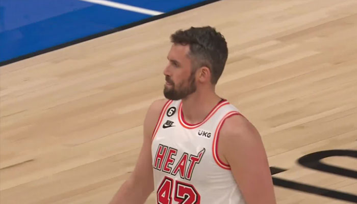 Kevin Love sous le maillot du Heat pour ses débuts