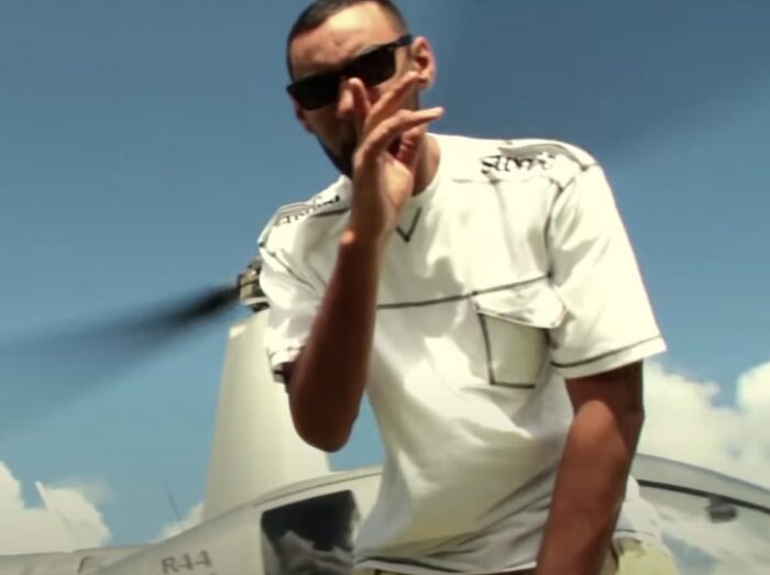 En pleine prise de masse, la nouvelle photo dingue de La Fouine