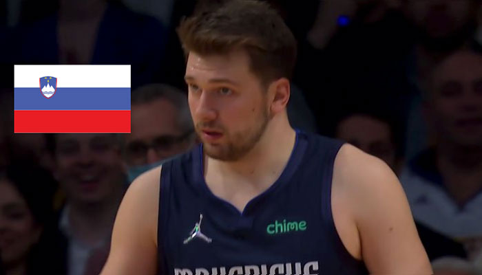 Luka Doncic et le drapeau de la Slovénie