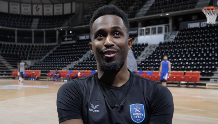 Rodrigue Beaubois, légende en Europe et ancienne star des Mavericks