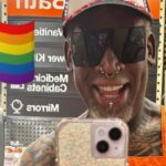 NBA – En plein Pride Month, Dennis Rodman fait le buzz avec son outfit lunaire !