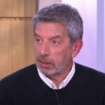 À 66 ans, Michel Cymès révèle les 2 aliments qu’il s’interdit : « J’ai compris que ce n’est pas bon »