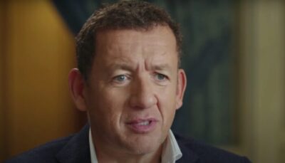 Dany Boon (57 ans) révèle la phrase terrible de sa mère sur lui : « On aurait de l’argent, on te…
