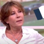 Mathilde Seigner (56 ans) totalement dépitée par la France : « On est en…