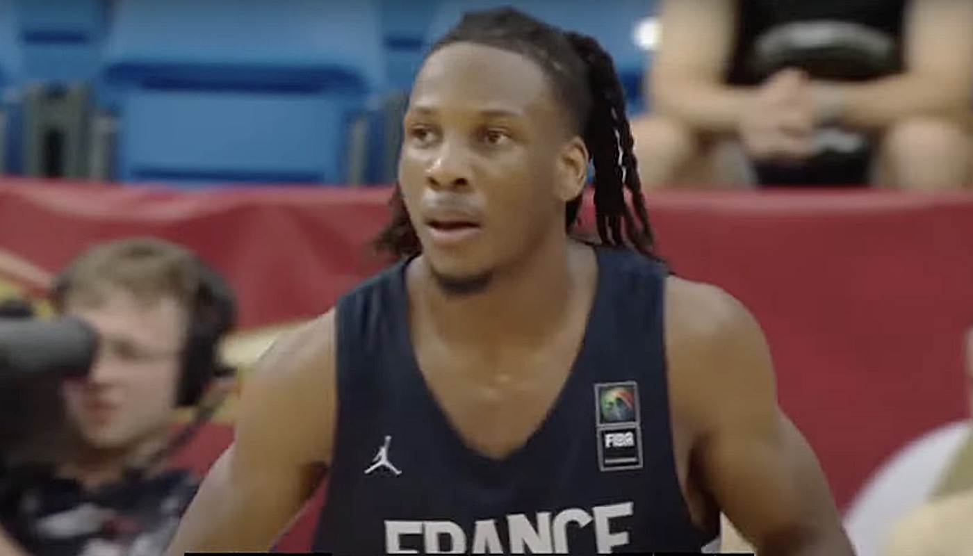 Le prospect NBA français Melvin Ajinca, ici sous le maillot de l'équipe de France U19