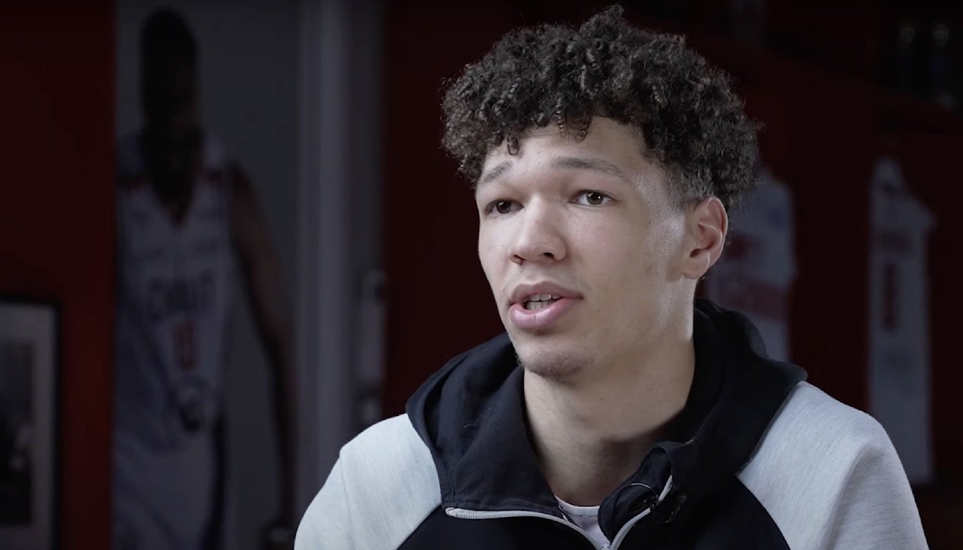 Le joueur NBA français Tidjane Salaün
