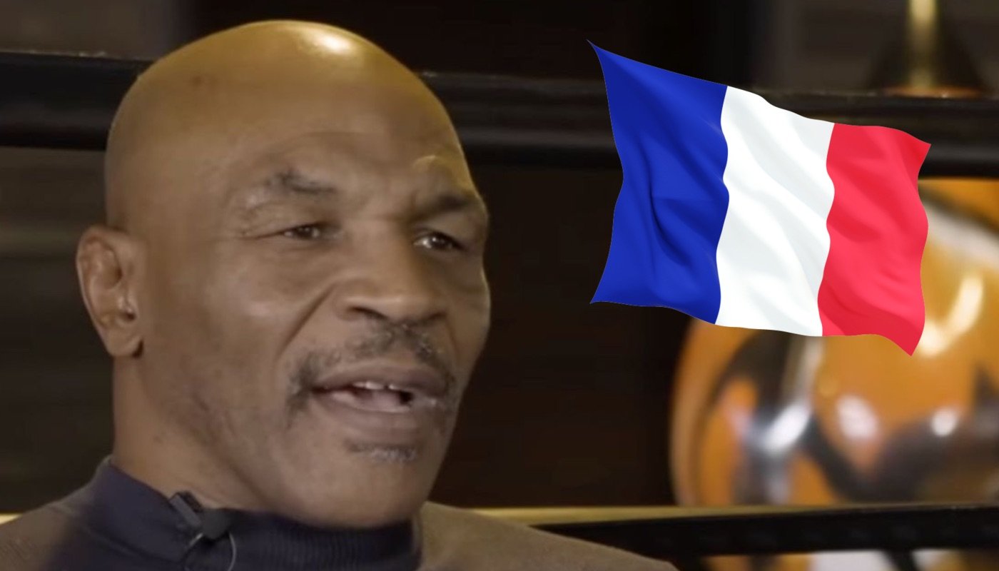 La légende de la boxe Mike Tyson, ici accompagnée du drapeau français