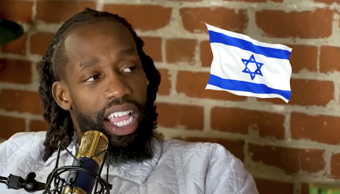 L'ancien joueur NBA Patrick Beverley, accompagné ici du drapeau israélien