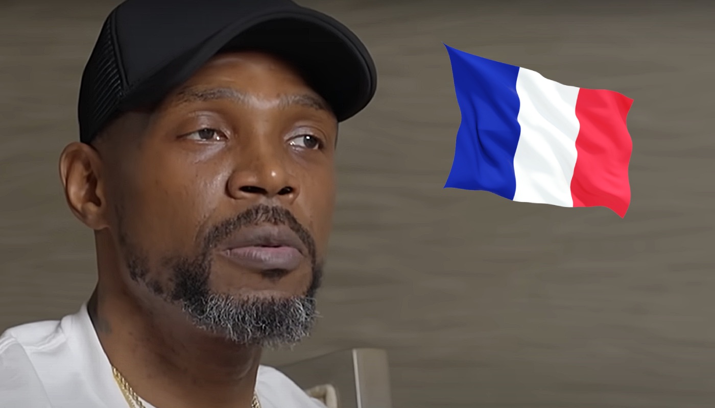 La légende NBA Udonis Haslem, ici accompagnée du drapeau de la France
