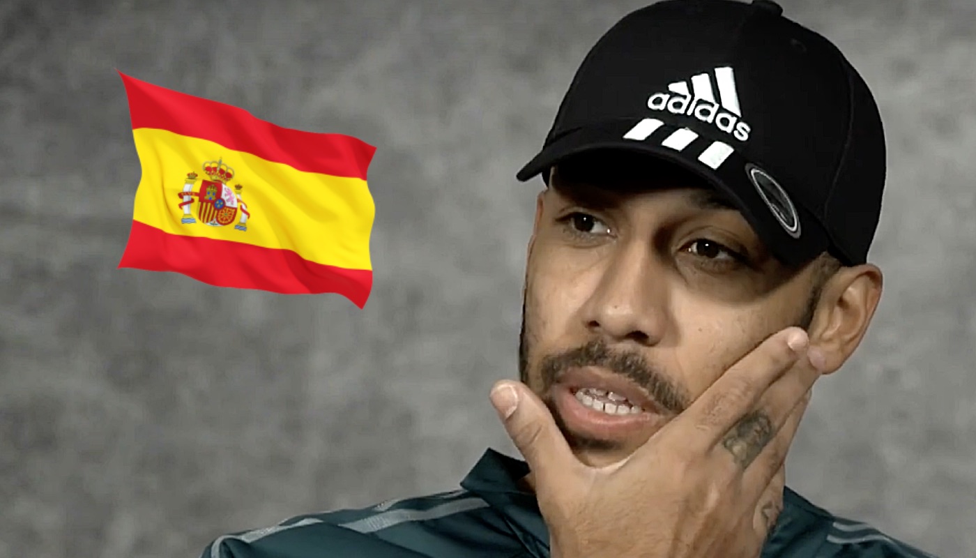 Le footballeur gabonais Pierre-Emerick Aubameyang, ici accompagné du drapeau de l'Espagne